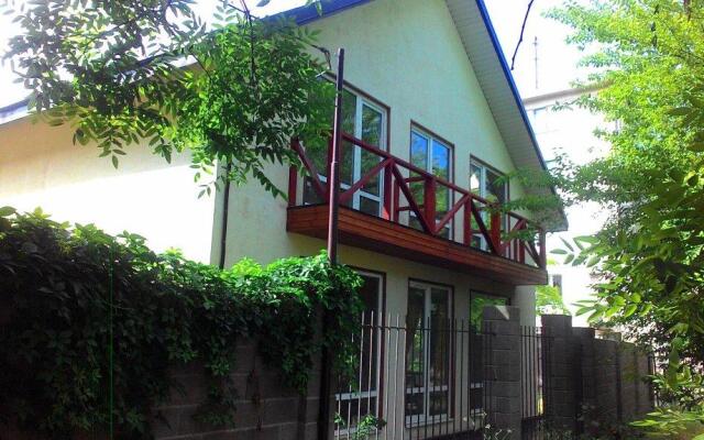 Atletika Hostel в Севастополе отзывы, цены и фото номеров - забронировать гостиницу Atletika Hostel онлайн Севастополь