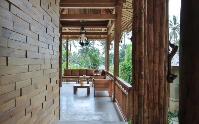 Graha Sandat Villas by Pramana Villas