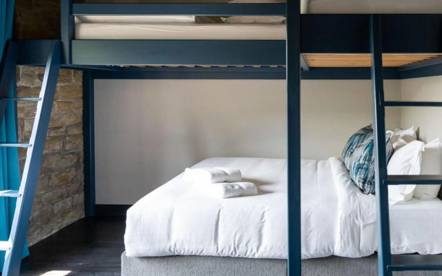 Bowers Mill Aparthotel