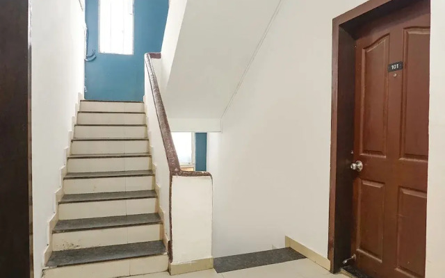 Fabhotel Silver Key I