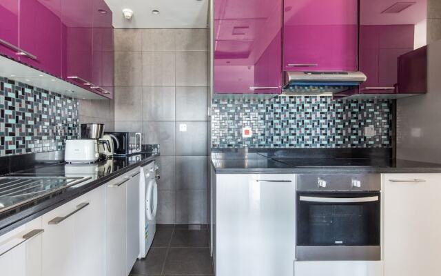 Supreme 2BR Apartment - Cosmopolitan Living in Dubai Marina!