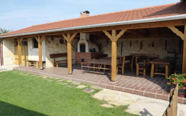 Napfény Apartman és Vendégház