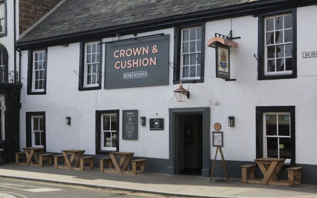 Crown and Cushion Appleby