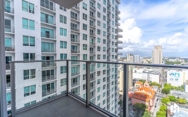Downtown Miami Condos by Lua Host