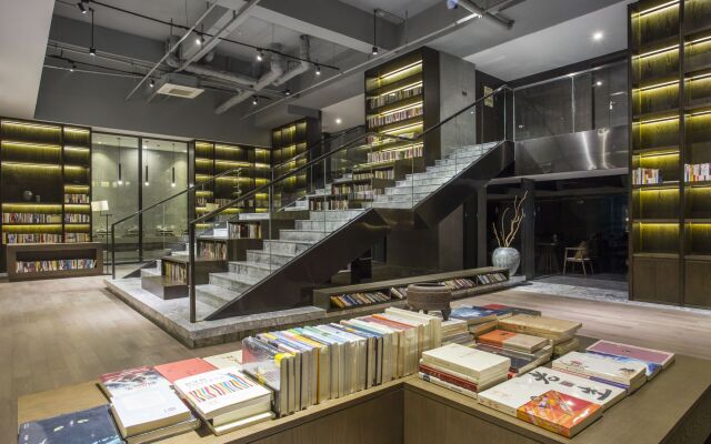 H-Life Hotel Qian Hai Branch