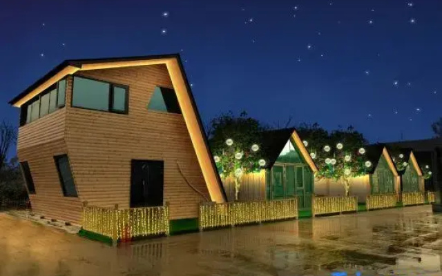 Mengxuanyue Homestay (Huaxi Park Guizhou University Huaxi West Campus)