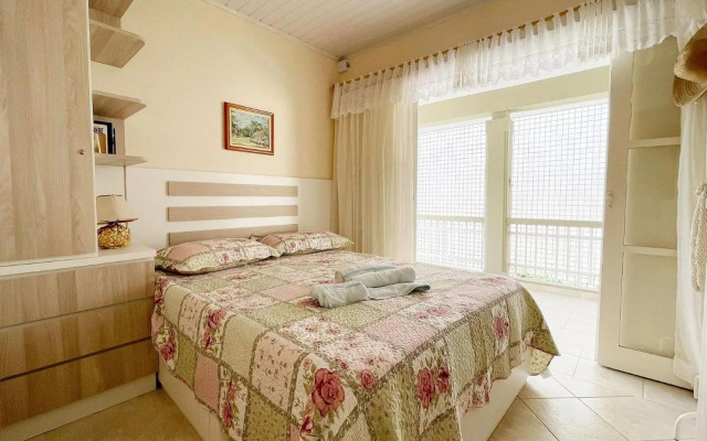 Maravilhoso Sobrado com Vista para o Mar