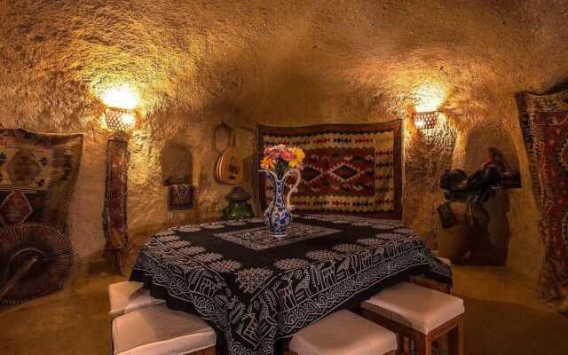 Kirkit Hotel