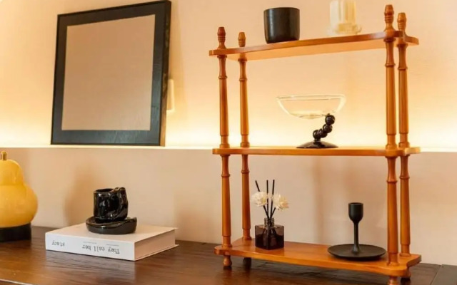 Shanghai Hills& Well-time MCM Family B&B