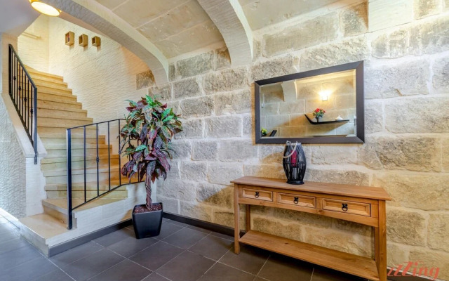 Gozo Villa Near Beach w Private Pool AC BBQ