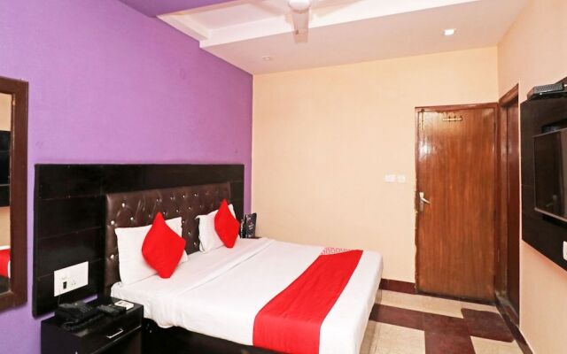 OYO 26602 Hotel Shubham