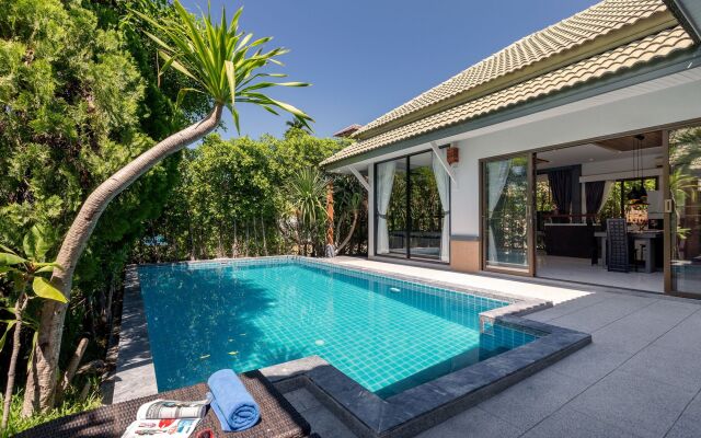 Karon Beach Pool Villa