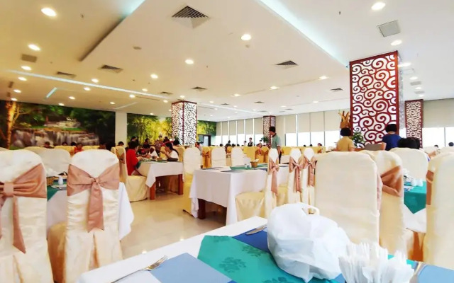 Danang Han River Hotel