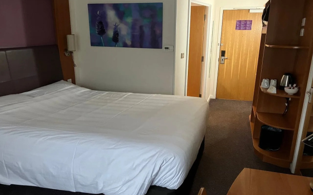 Premier Inn Pontypool