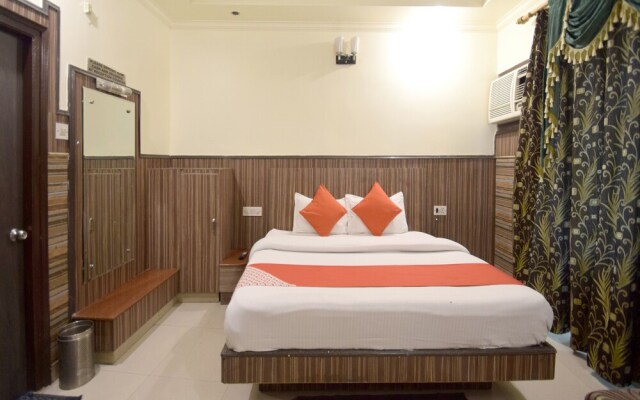 OYO 6647 Om Hari Residency