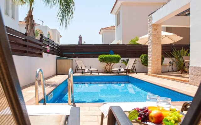 Danata Protaras in Protaras