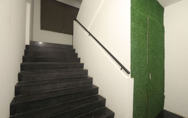 Hotel Royal Inn Mahalaxmi