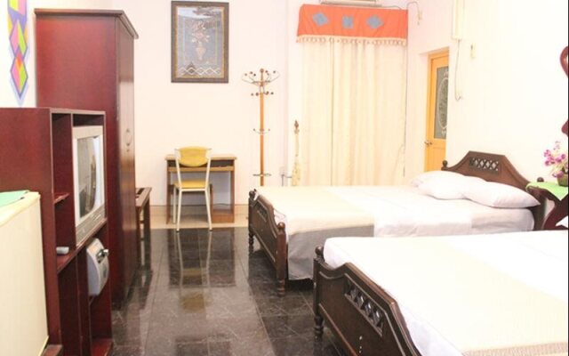 Terrel Hotel - Ampara