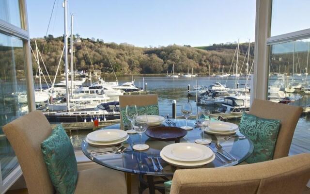 20 Dart Marina