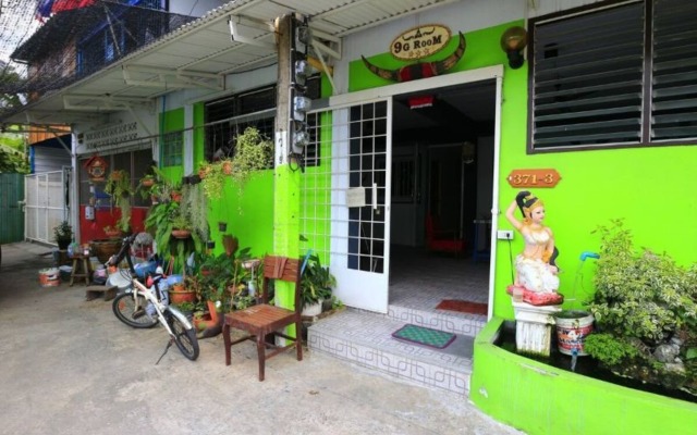 9G Room