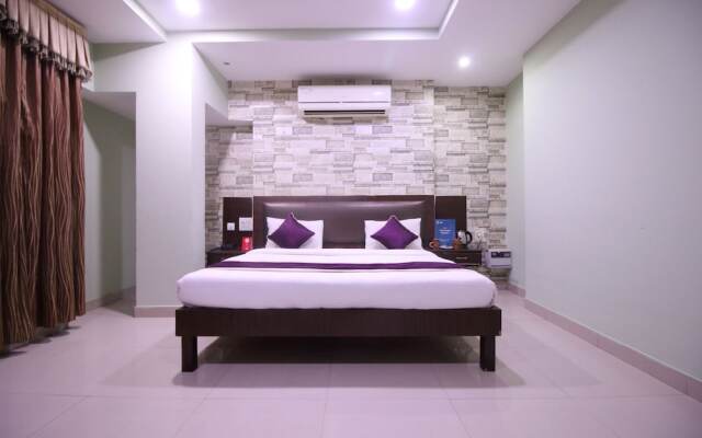 OYO 8177 Hotel Silver Oak