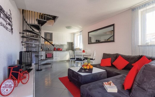 House Dina