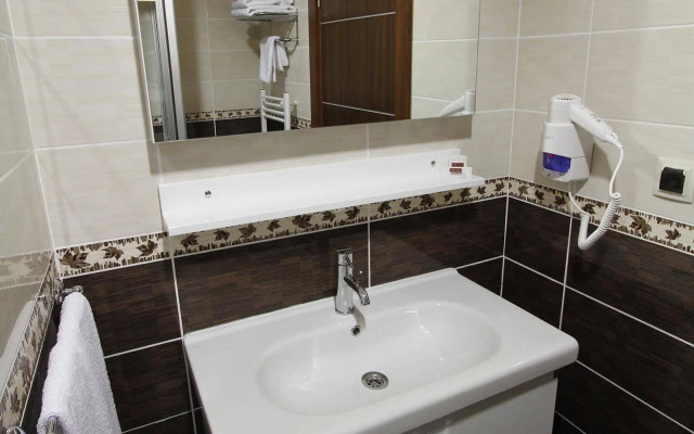 Royal Bilgic Hotel