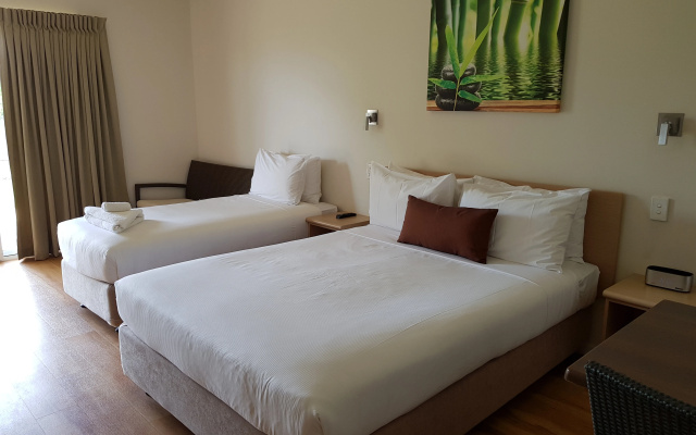 Club Tropical Resort Darwin – Guest Rooms – Buffalo Creek