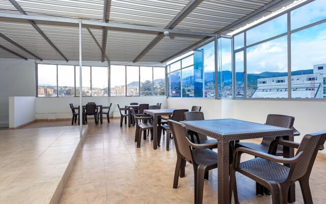 Ayenda Agustin Plaza