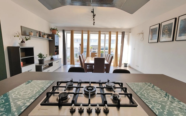 Large Central Apartment Near Valletta & Seafront