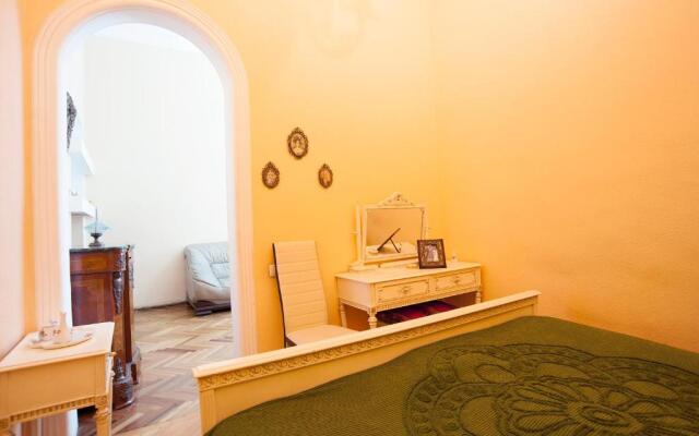 Apartment in Purtseladze Street