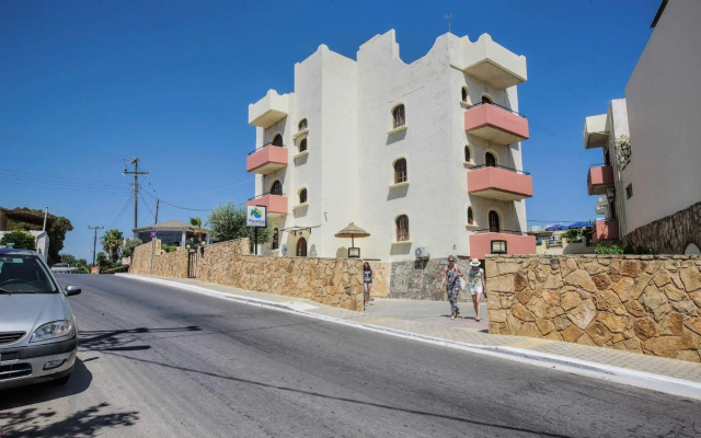 Paradise Apartments
