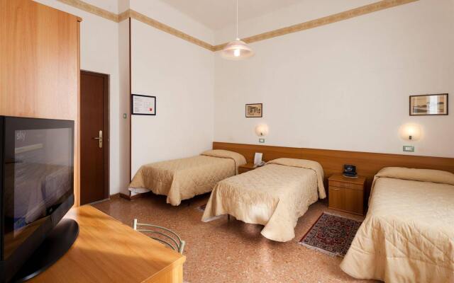 Parking Hotel Giardino
