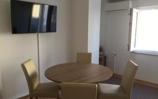 Petros Apartments Pag