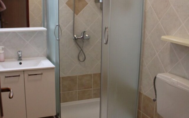 Lina - 30m From the Beach - SA6