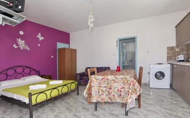 Mira Mare Studios
