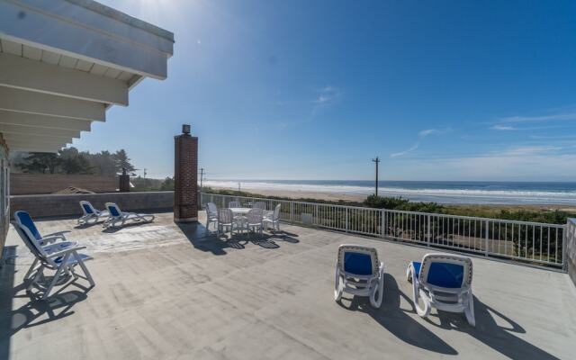 The Strand at Twin Rocks