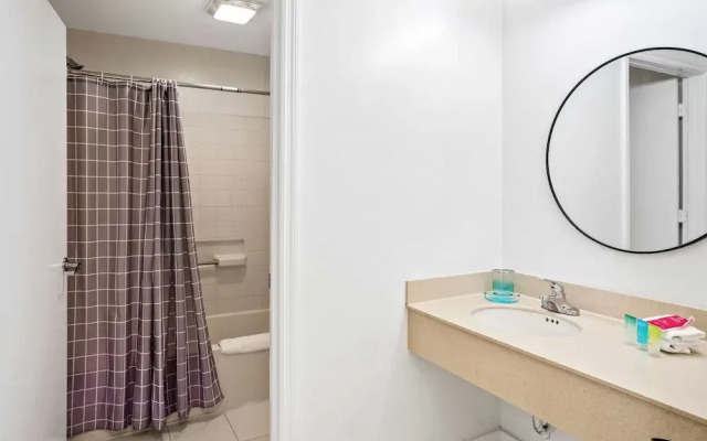 7601 Canada Avenue #502