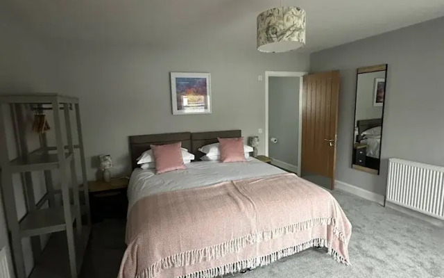 The Kenmuir Arms Hotel