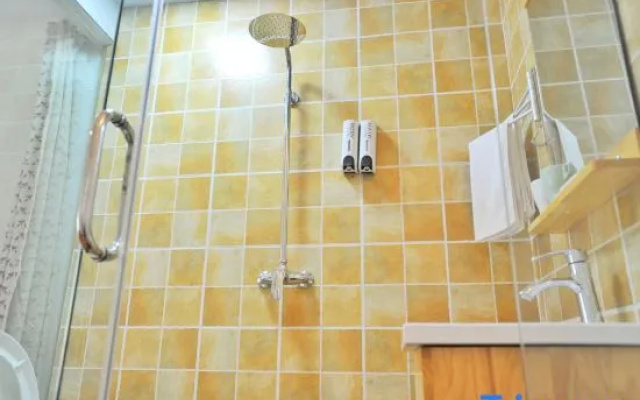 Baxi Youth Hostel