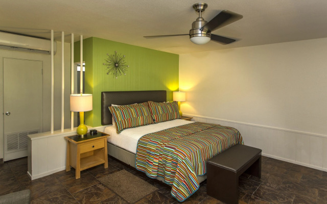 Desert Riviera Hotel