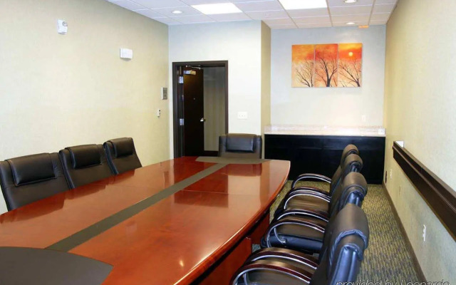 Hampton Inn and Suites Roseville