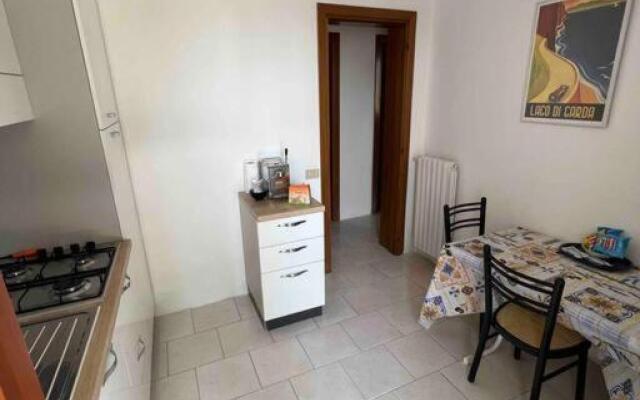 Entire home/flat 5min from Lake Garda