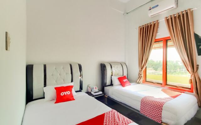 OYO 3844 Shinta Guesthouse