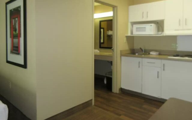 Extended Stay America Suites - Winston-Salem - Hanes Mall Blvd.