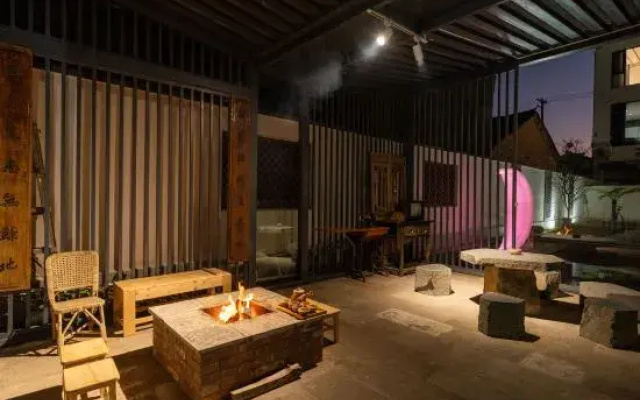 Mingyuan Holiday Homestay (Tengchong Century City Branch)
