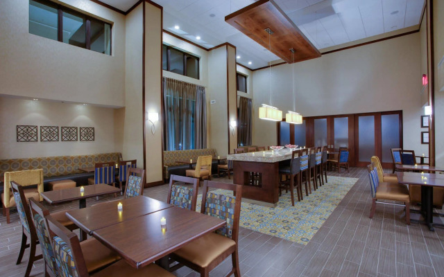 Hampton Inn & Suites Philadelphia/Bensalem