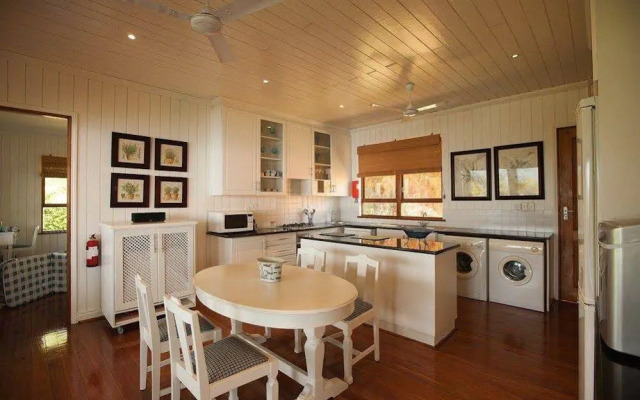 South Point Villas