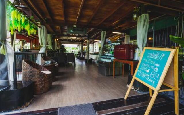 Ruan Rong Rong Resort & Spa