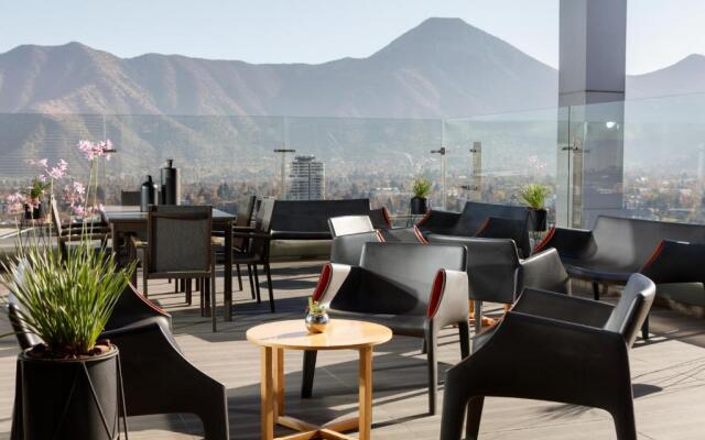 Courtyard Santiago Las Condes